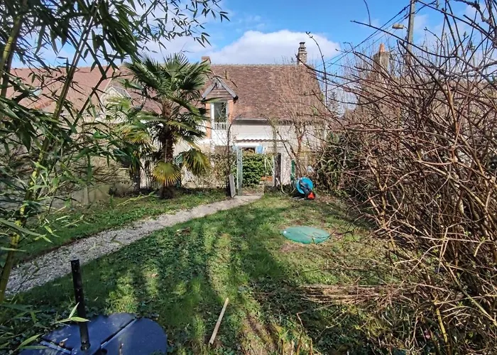 La Chaumiere De Chaumont
