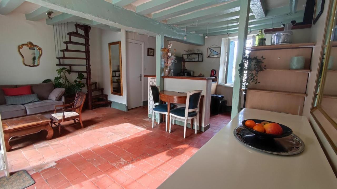 Holiday home La Chaumiere De *